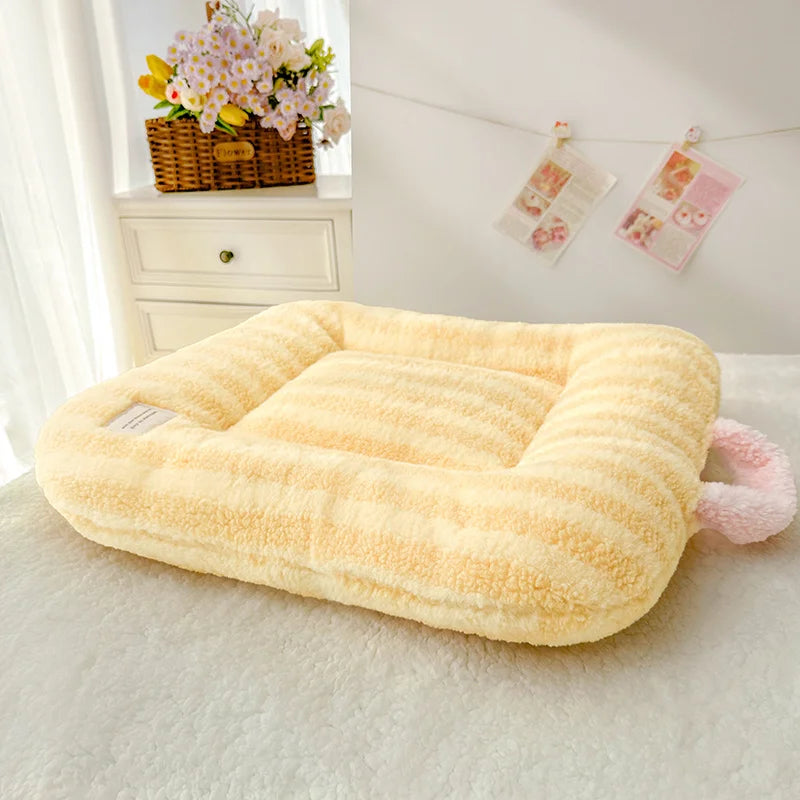 Oval Plush Pet Bed Pad