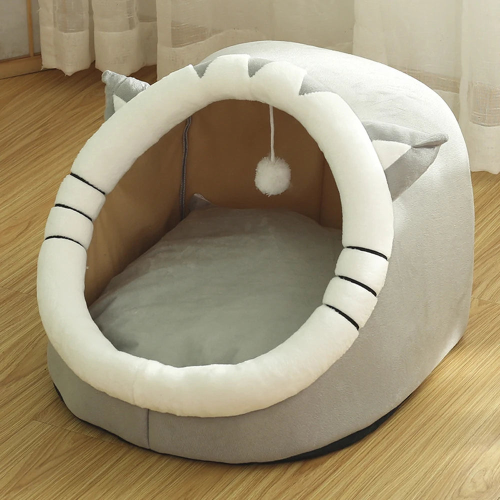 Cozy Cat & Small Dog Bed Basket
